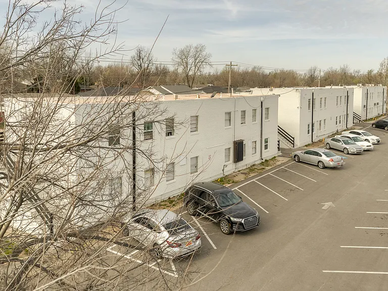 4701 NW 16th St #24 — Photo 24