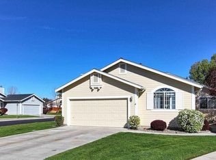 1113 Cedar Crest Dr, Minden, NV
