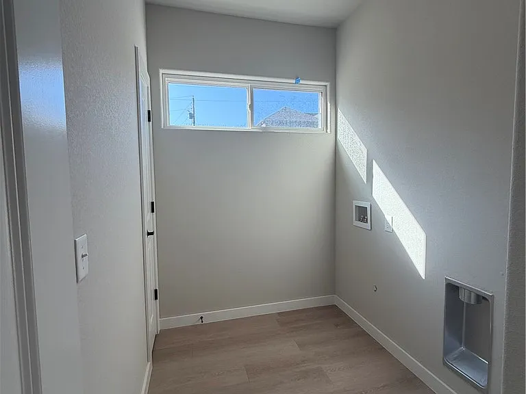 54 Rountree Dr — Photo 5