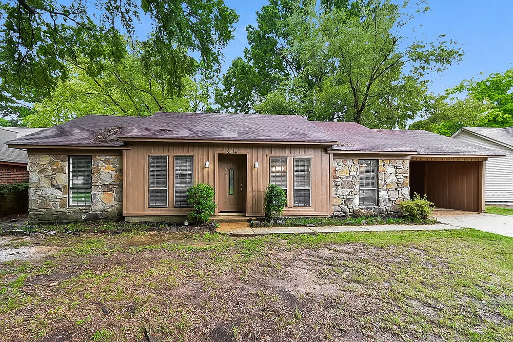 3 bed, 2.0 bath, 1432 sqft, $1,575 — Photo 1