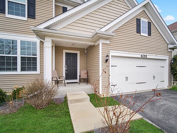 2nd image of 4255 Fraser Cir