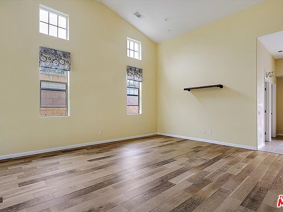 5th image of 1341 W Dolcetto Ln