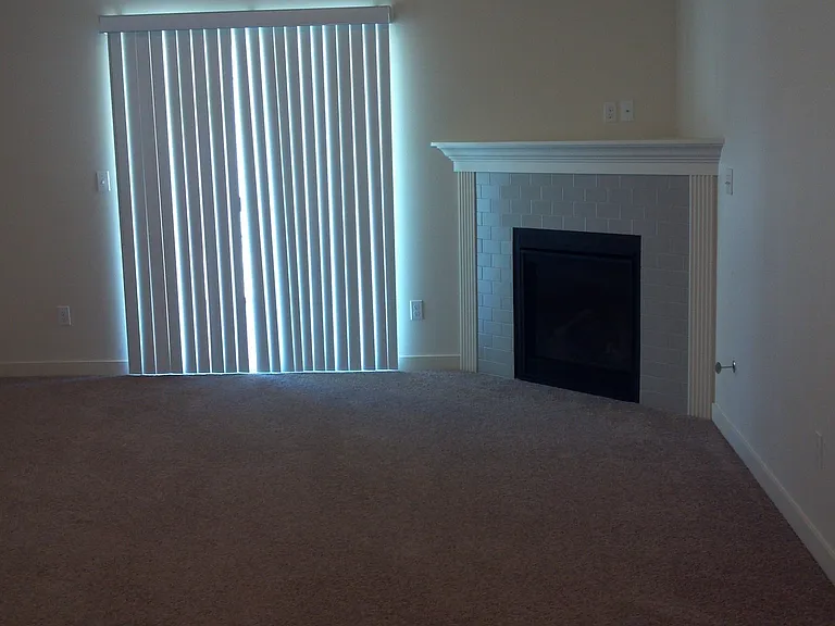 748 N Williams St — Photo 5