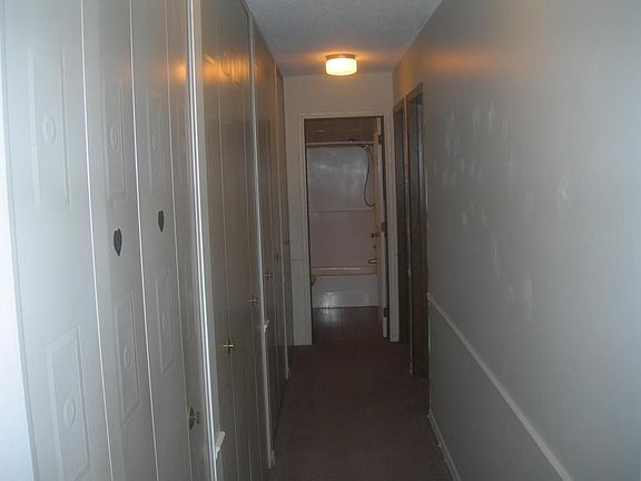 3rd image of 4101 Parklawn Ave APT 327