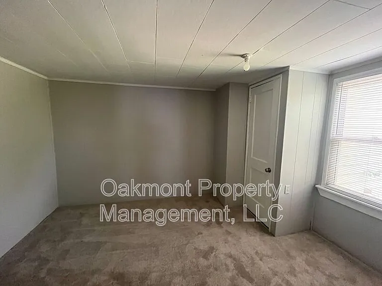 735 State Highway HWY24 — Photo 12