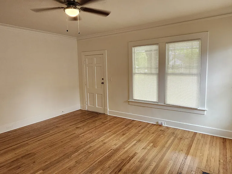 1234 Peacock Ave — Photo 4