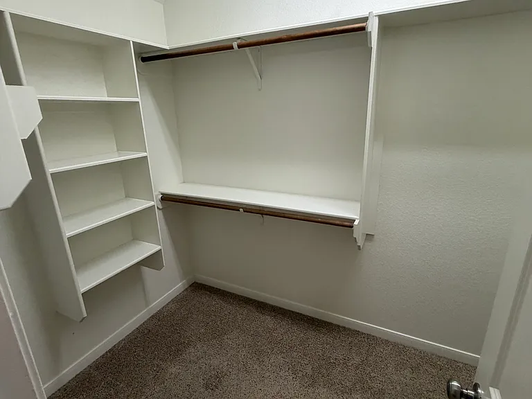 2738 Silver Oak Dr — Photo 11
