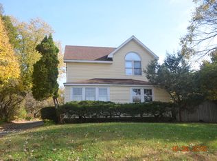 40301 N Bluff Lake Rd, Antioch, IL 60002