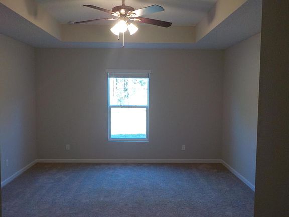 4th image of 531 SW Nadell Ct