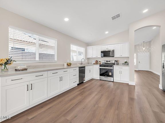 2nd image of 8539 W PARADISE Drive