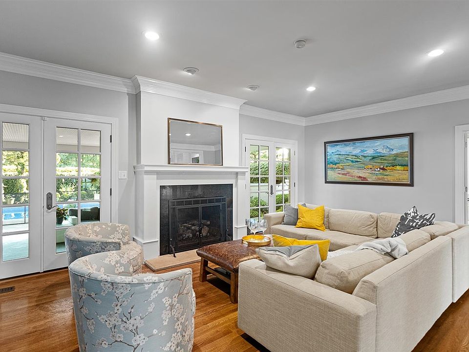 1435 Mount Ayr Cir, Bowling Green, KY 42103 Zillow