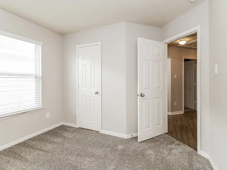 9446 Green Mills Dr — Photo 17