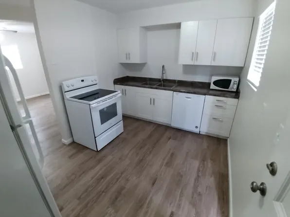 136 E Elm St, Junction City, KS 66441