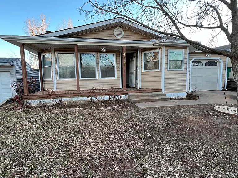 12232 Woodland Hills Dr — Photo 1