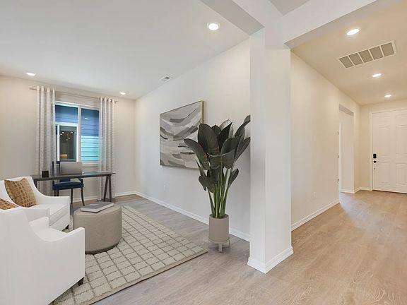 Den Virtually Staged