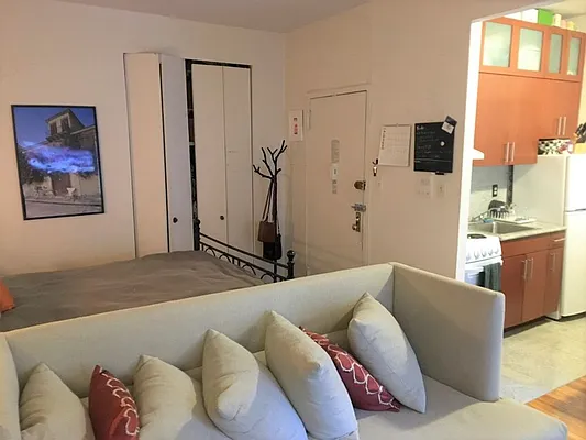Rented by Dynamik Realty | media 34