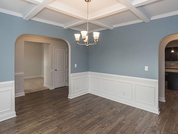 006 Dining Room Compressed