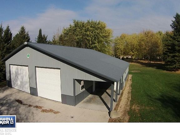 HUGE OUTBUILDING