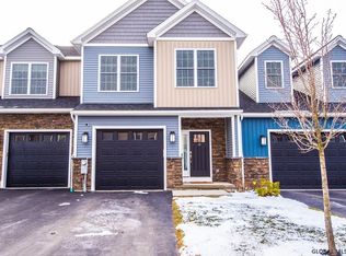 13 Stacey Way, Troy, NY 12180