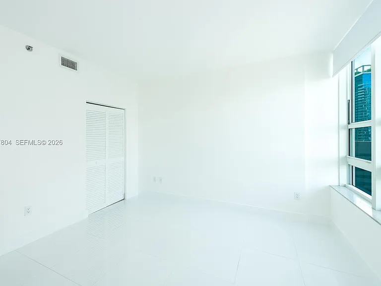 950 Brickell Bay Dr #2208 — Photo 12