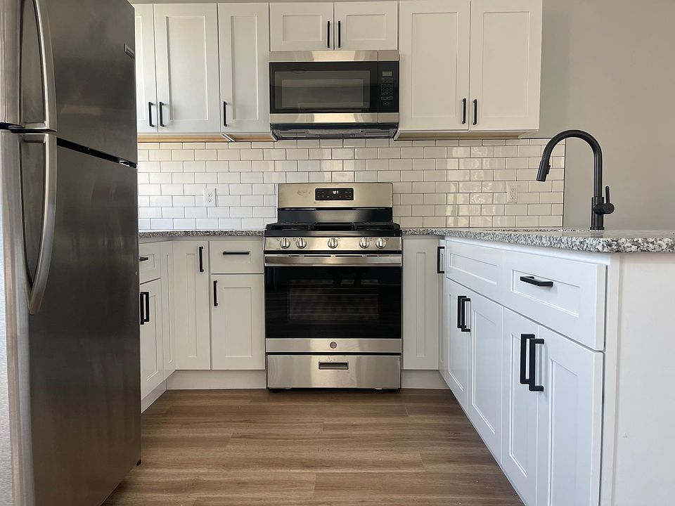 1st image of 5247 Cedar Ave Floor 2