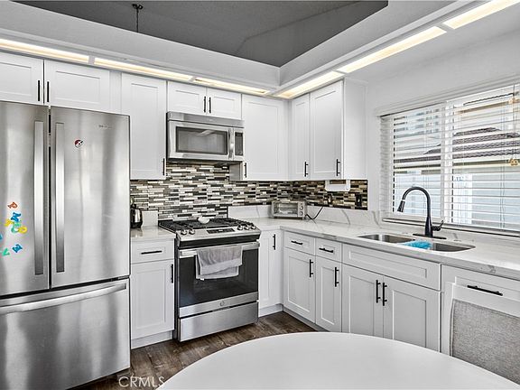 2nd image of 144 N Plymouth Way