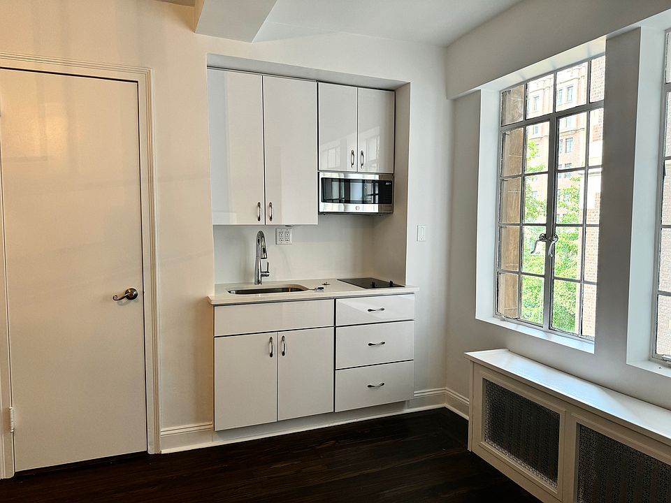 1st image of 45 Tudor City Pl #4909