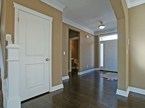 2nd image of 316 Gelder Dr