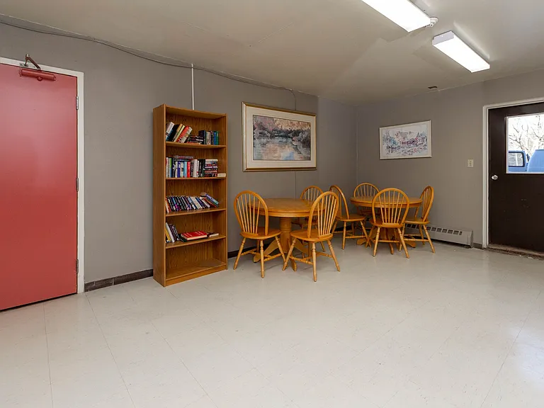 5 Lamers Ct — Photo 12