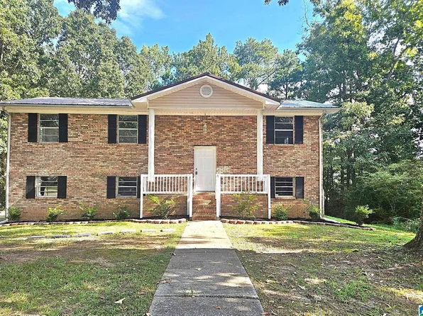 1009 Jo Ann Dr, Anniston, AL 36206