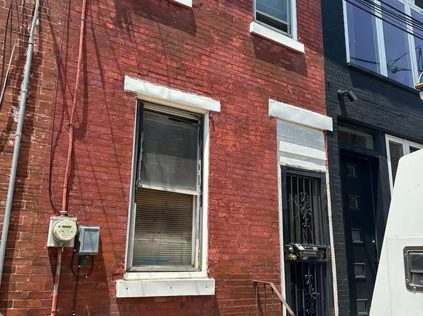 2034 Waterloo St, Philadelphia, PA 19122