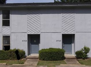 5703 Aftonshire St, Fayetteville, NC 28304