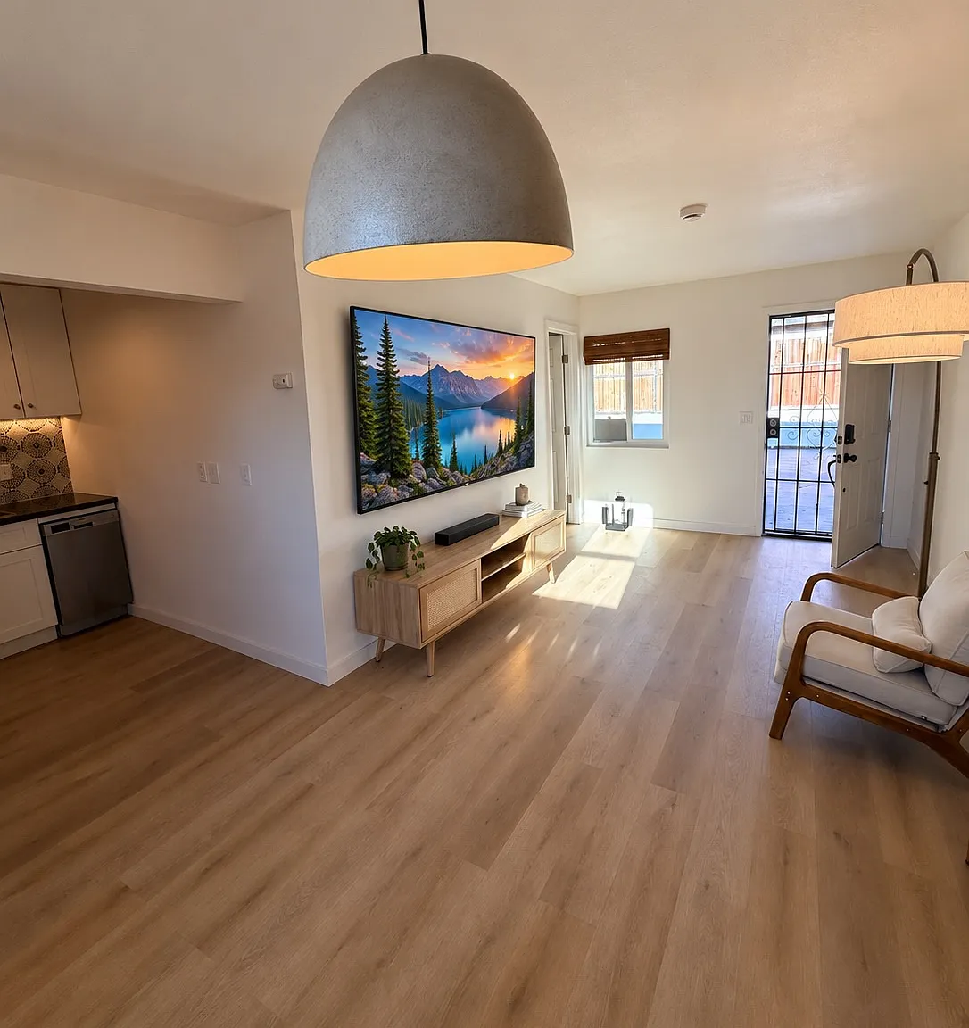 1 bed, 500 sqft, $1,600 — Photo 1