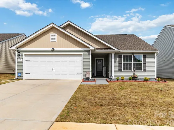 1728 Nia Rd, Charlotte, NC 28215