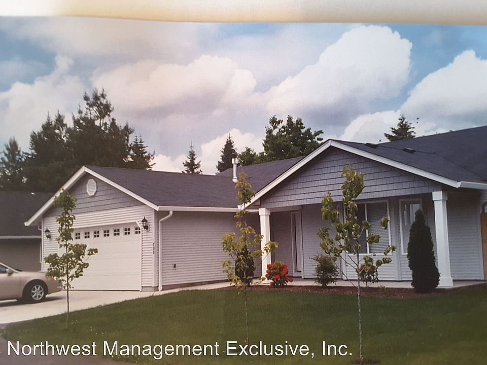 1st image of 708 NE 104th Ave