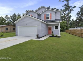 998 Floyd St, Fleming Island, FL 32003