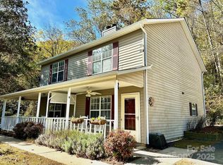 3 Rocking Porch Rd, Asheville, NC 28805