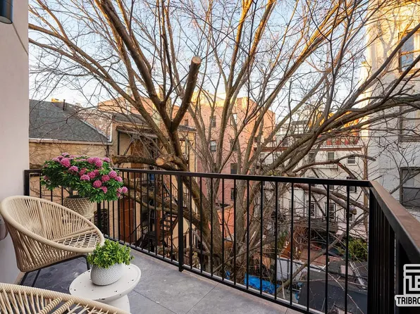 771 Lexington Ave #2B, Brooklyn, NY 11221