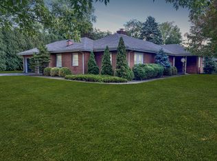 608 Golf Club Rd, Anderson, IN 46011