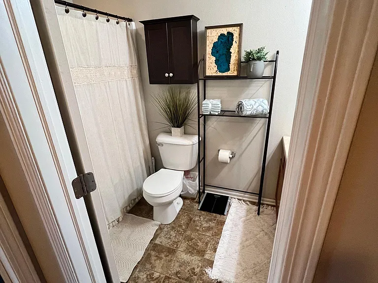 Upstairs Full Bath