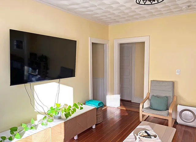 354 Hope St #1 — Photo 3