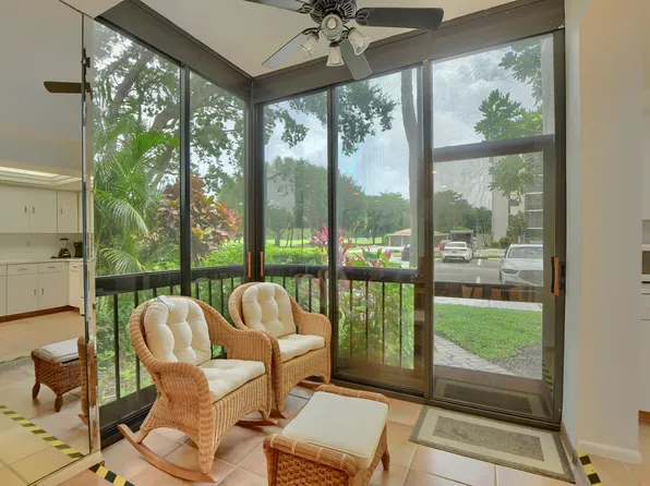 1615 Bridgewood Drive #1615, Boca Raton, FL 33434