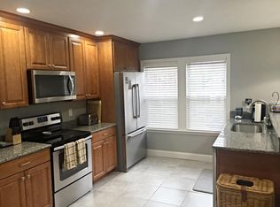 26 Hapgood Rd #1, Worcester, MA 01605