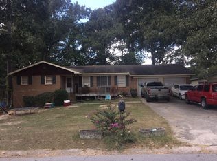 202 Windsor Dr, Warner Robins, GA 31088