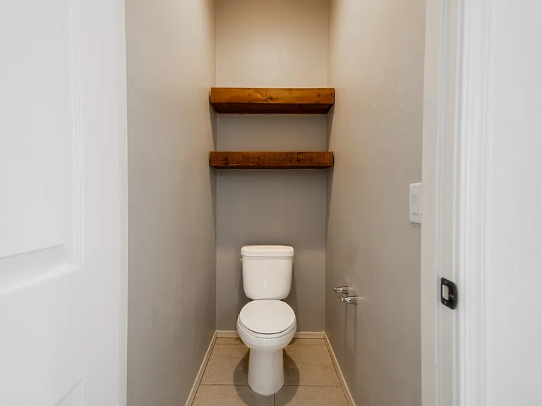 18433 W Sunnyslope Ln — Photo 20