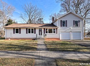 180 White Dr, Hamden, CT 06514