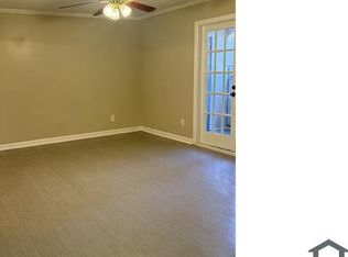 180 Rue Fontaine, Lithonia, GA 30038