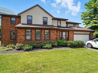 1827 Watertower Dr, Columbus, OH 43235
