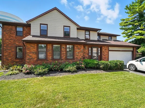 1827 Watertower Dr, Columbus, OH 43235