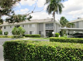 215 Cypress Way E APT B3, Naples, FL 34110